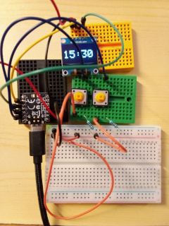 clock_running_breadboard